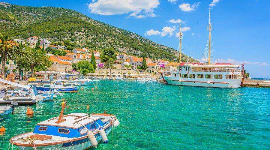 25 Photos That Will Make You Want To Visit Central Dalmatia