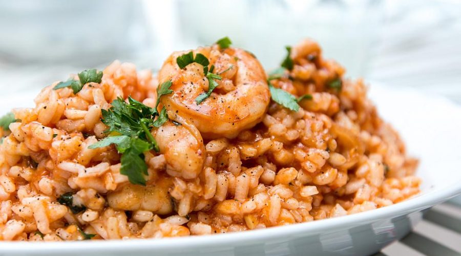 Red risotto with shrimps