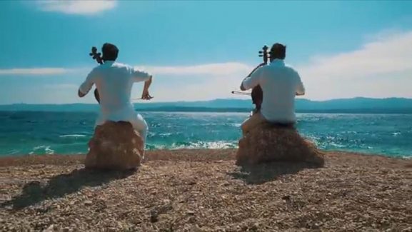 2Cellos release their latest video filmed on Zlatni rat beach