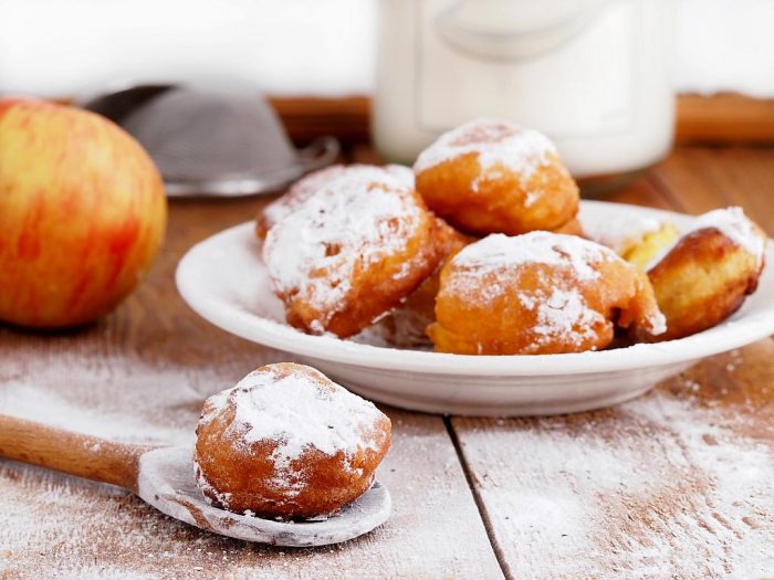 fritters with apples