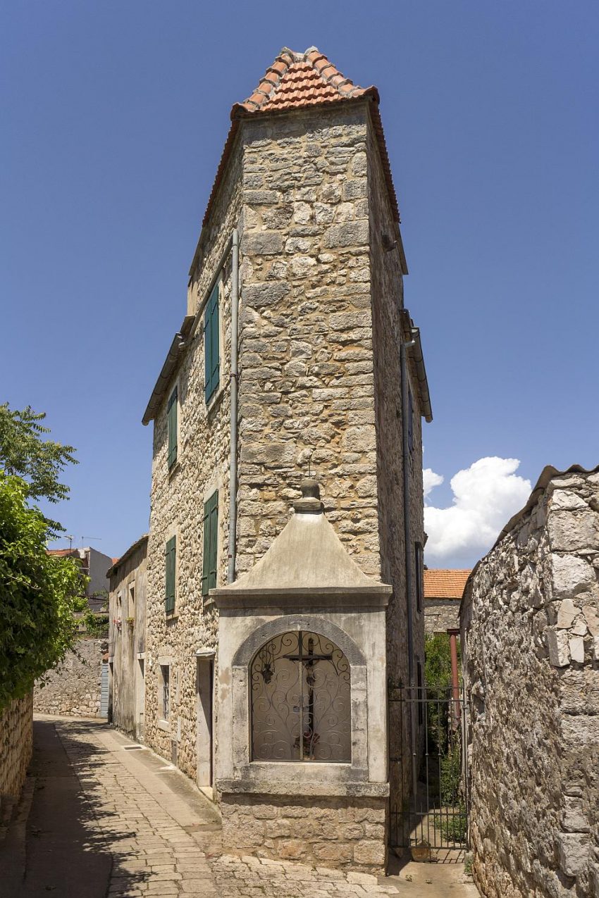 Stari grad chapel